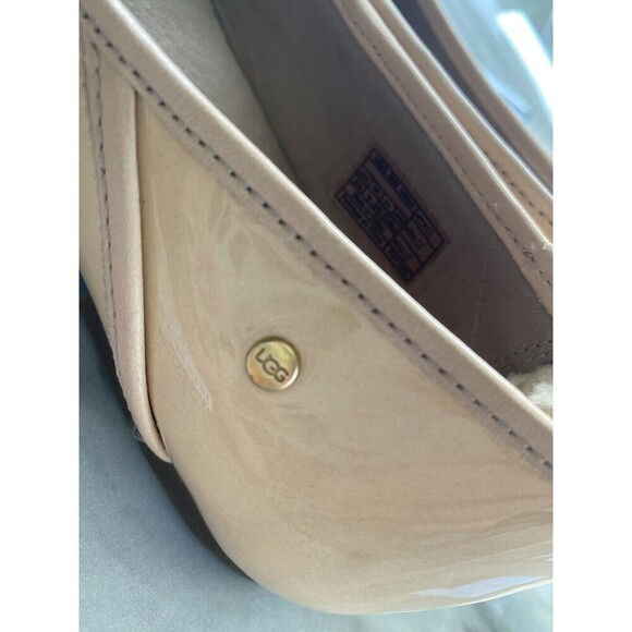 UGG Antora Nude Patent Slip On Ballet Flat Shoe Size 9.5 NWOB - Picture 2 of 8